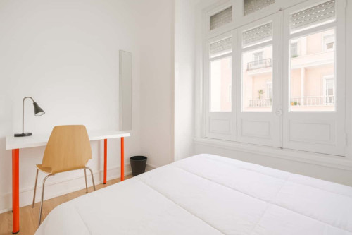Quarto com came de solteiro em apartamento com 7 quartos - FLAT M - M3 - Gallery - 7