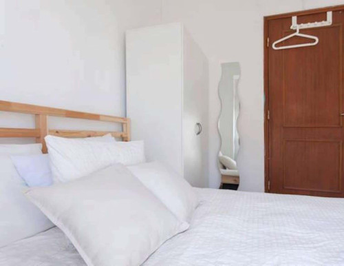 Quarto com cama de casal, com varanda, em apartamento com 6 quartos - FLAT K - K3 - Gallery - 5
