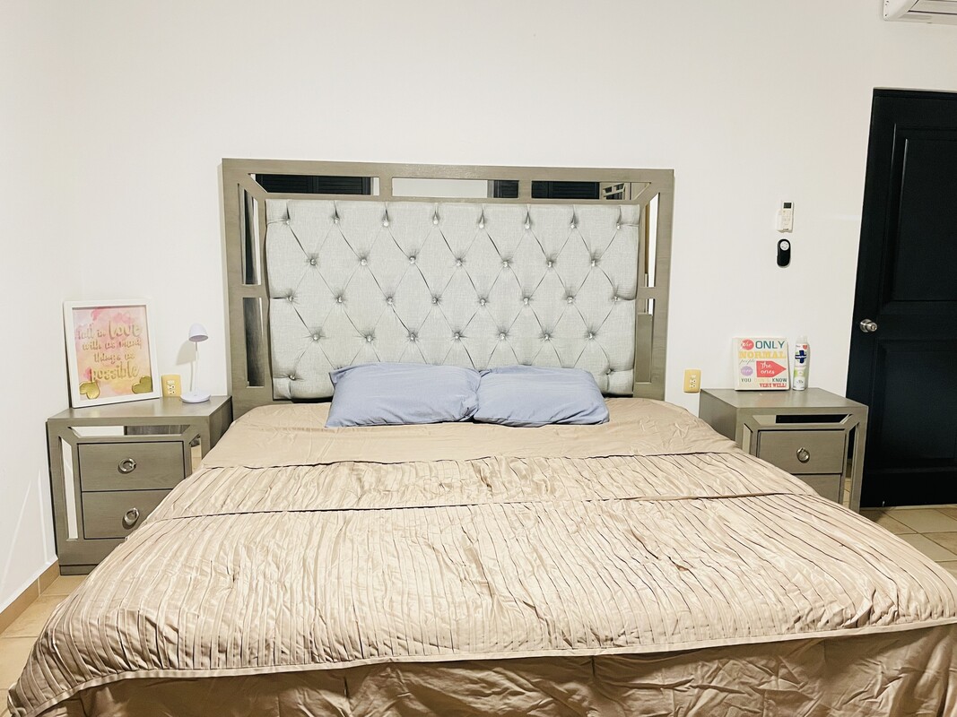 Luxury Room With King Size Bed(Single Bed) - 1