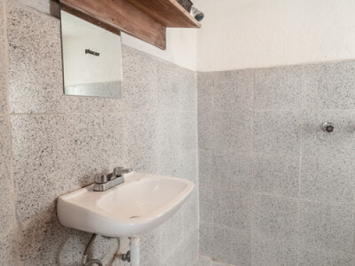 Available room. Moringa House - Gallery - 11
