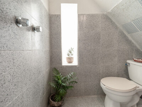 Available room. Moringa House - Gallery - 9