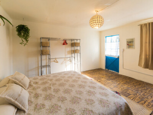 Available room. Moringa House - Gallery - 20