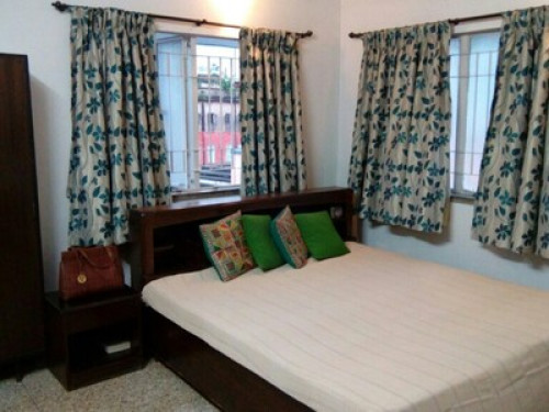 A cheerful & secure apartment!