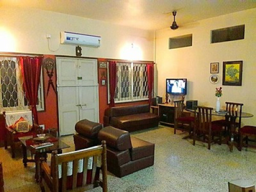 Lake Town Homestay
