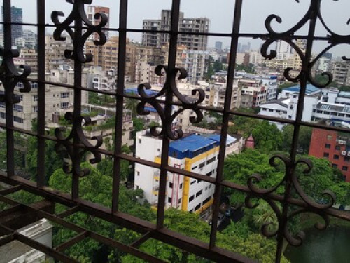 Big apartment at a good location 
