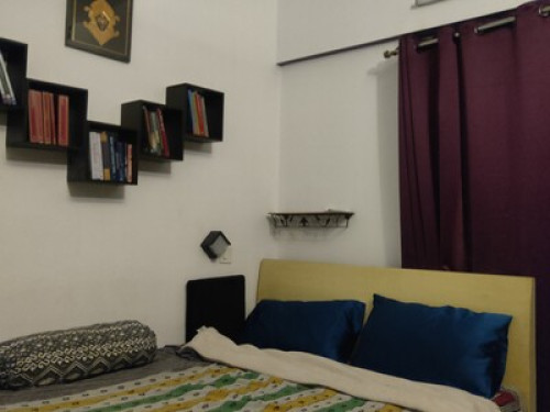 Elegant, stylish, private bedroom i