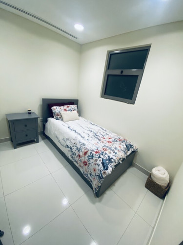 Modern Single Bedroom - Gallery - 5