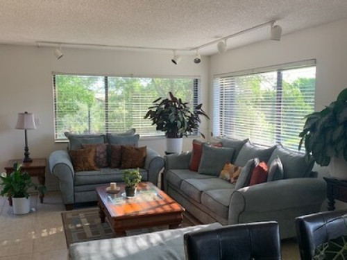 Lovely Bedroom.Great views!