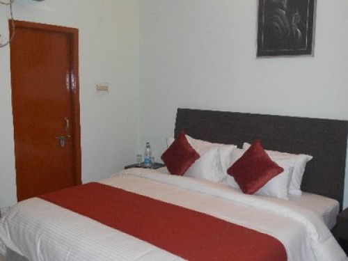UNA Homestay UNA House