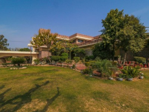 The countryside farm stay