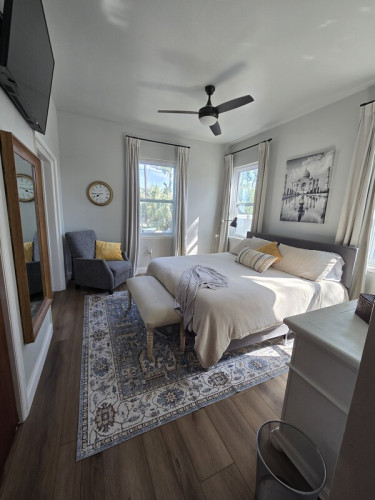 PRIVATE BEDROOM IN LOVELY HOME - Gallery - 5