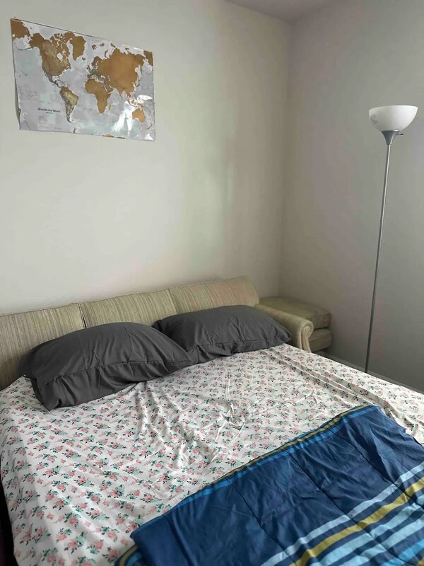  Bedroom 2(Single Bed)  -  Private 2 rooms in a house with a p  - Gallery -  1