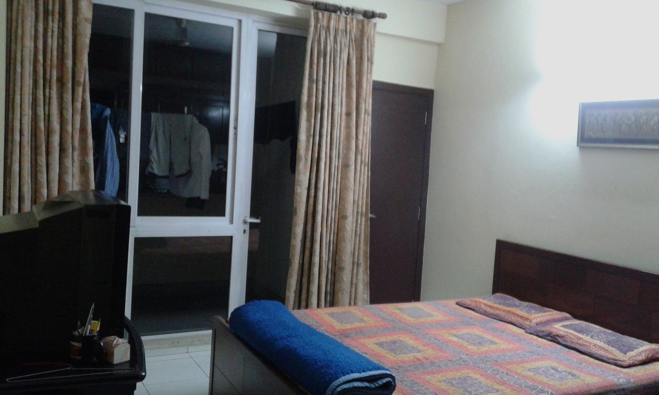 Room 1(Full Room) - Nestling Meadows - Gallery - 1