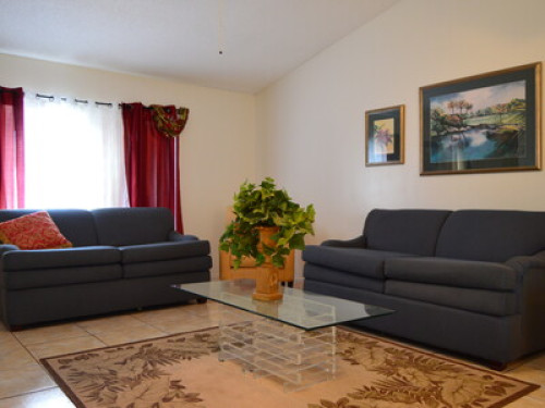 *Beautiful/Spacious 3bedroom house* - Gallery - 6