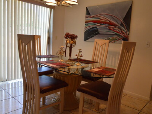 *Beautiful/Spacious 3bedroom house*  - Gallery -  5