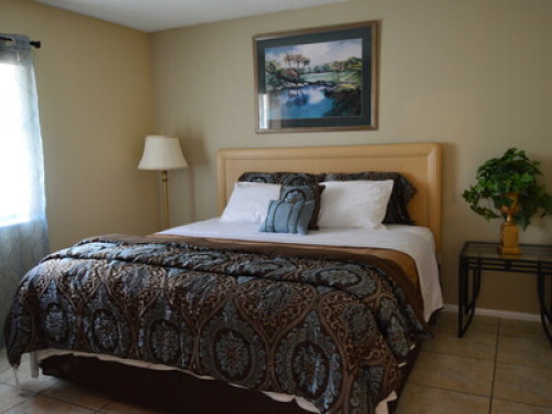 *Beautiful/Spacious 3bedroom house* - Gallery - 9