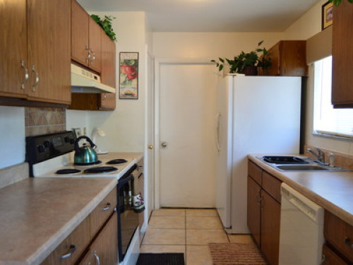 *Beautiful/Spacious 3bedroom house*