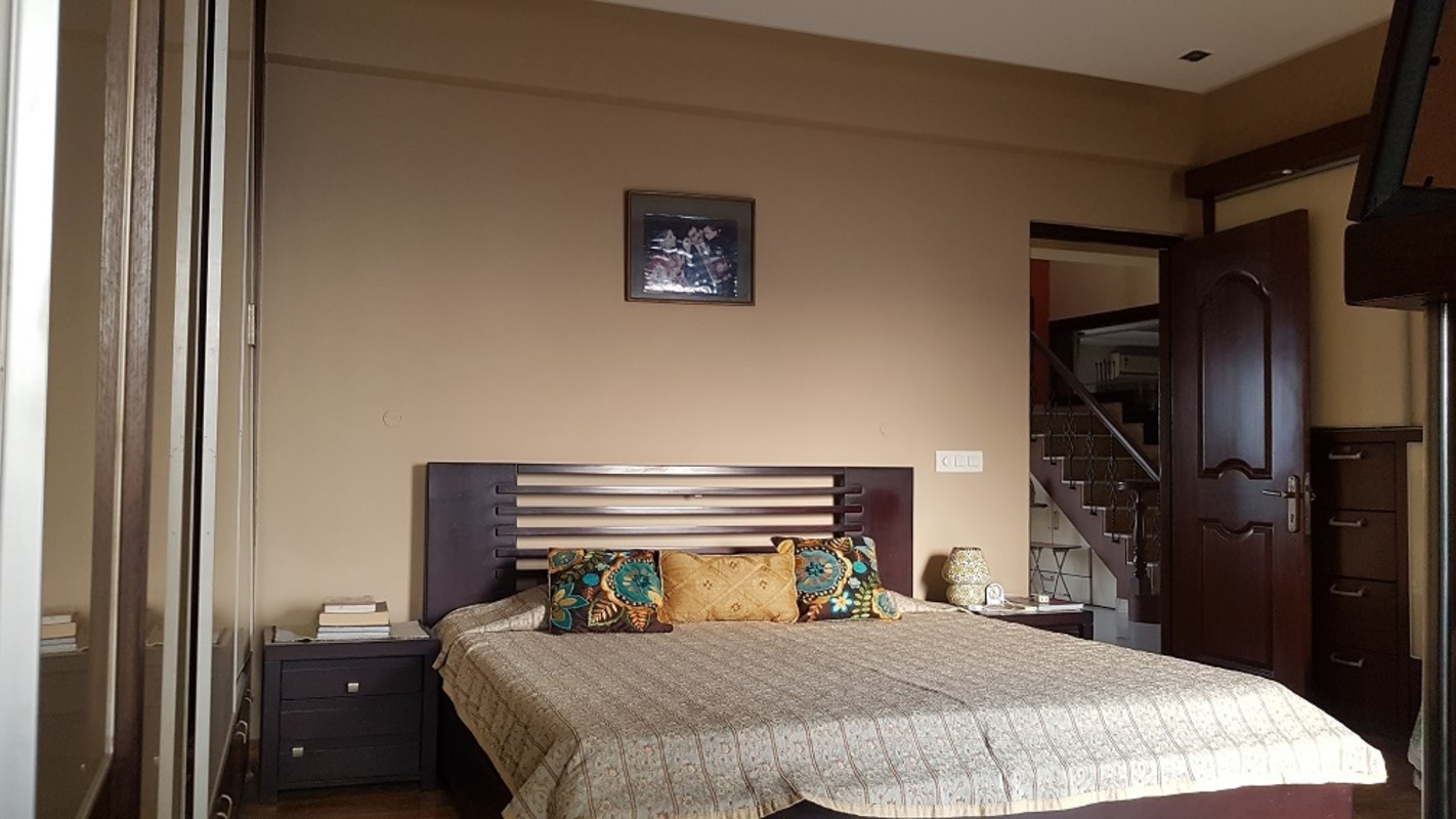 Guest Bedroom On Lower Flr(Full Room) - 5 Star home on Golf Course Road - Gallery - 1