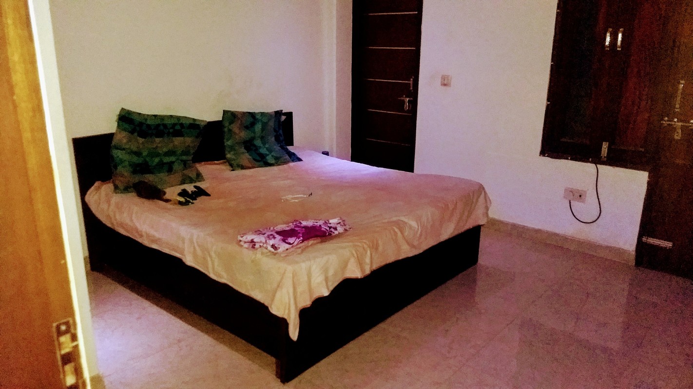 Room 1/ Loft Room(Single Bed) - 1