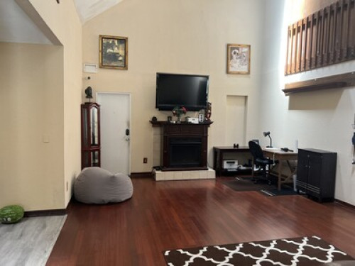 1 Bedroom and shared Bathroom   - Gallery -  5