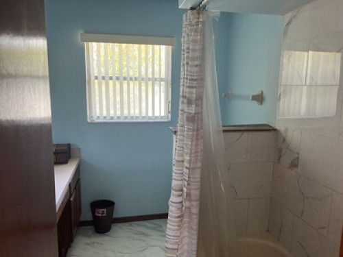 1 Bedroom and shared Bathroom  - Gallery - 11