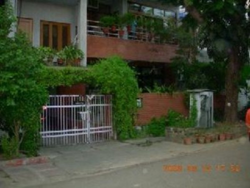 Host Family enjoys reading