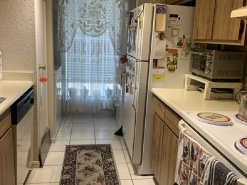 Comfy & quaint apartment near NASA - Gallery - 6