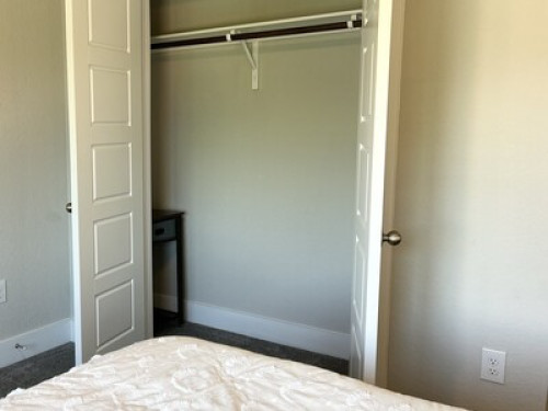Enjoy Queen Bedroom w/Ensuite Bath