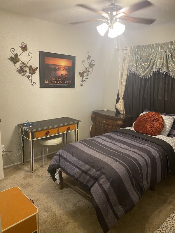  Full Size Bedroom (Full Room)  -  Houston Hobby Homestay  - Gallery -  1