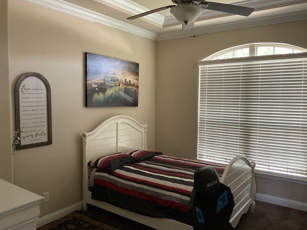 Front Room(Full Room) - 1