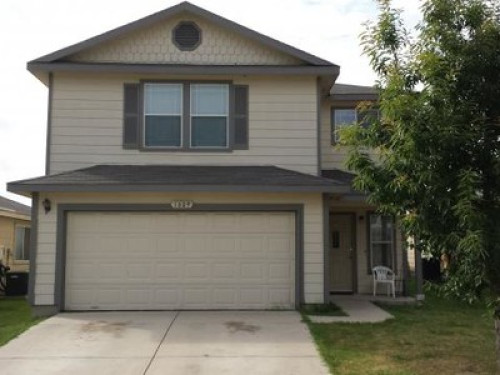 Enjoys Sports and live music