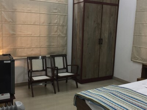 Luxurious apt w peaceful ambience