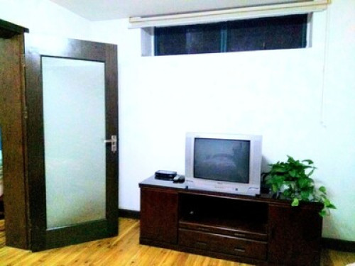 Near ECNU JiaoTong Uni Jinga - Gallery - 19