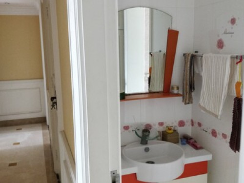 Student from Australia Euro US  - Gallery -  5