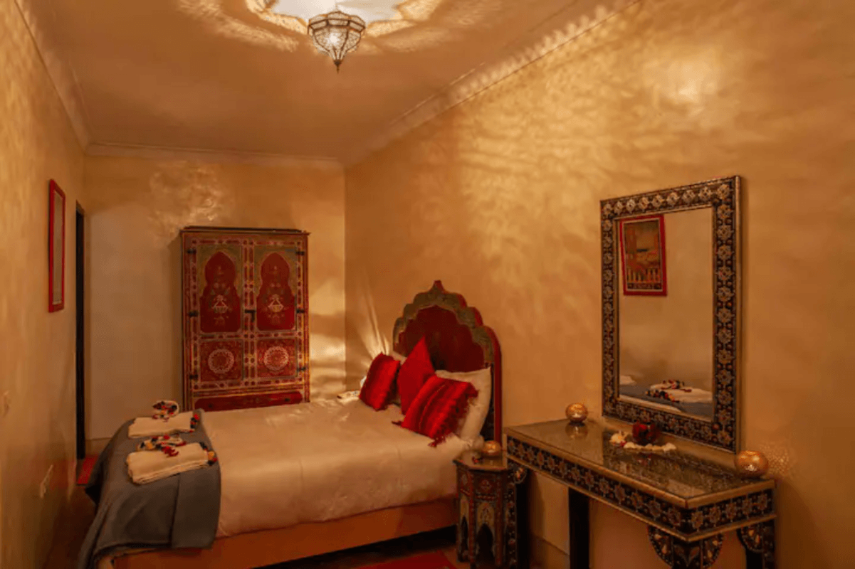Ruby Room(Full Room) - 1
