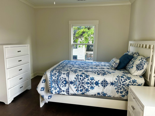 1 Bedroom: New Construction Charmer - Gallery - 15