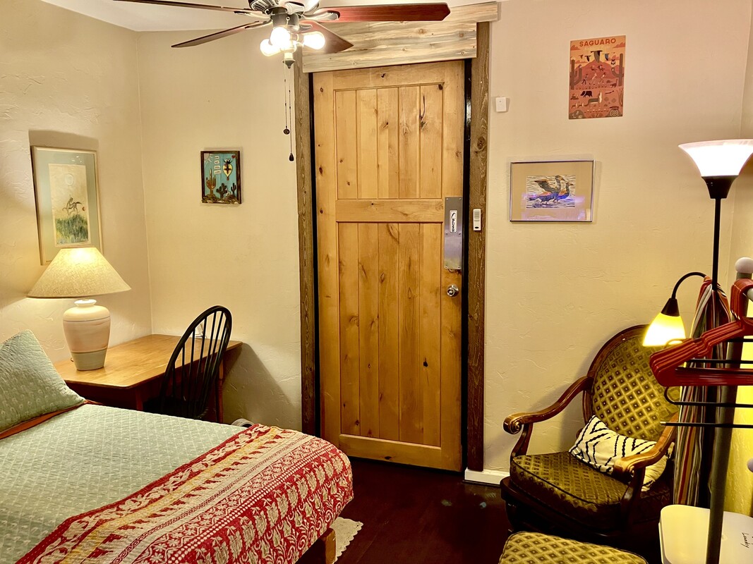  East Wing(Full Room)  -  Rendezvous stay @Cognibrew Palace  - Gallery -  1