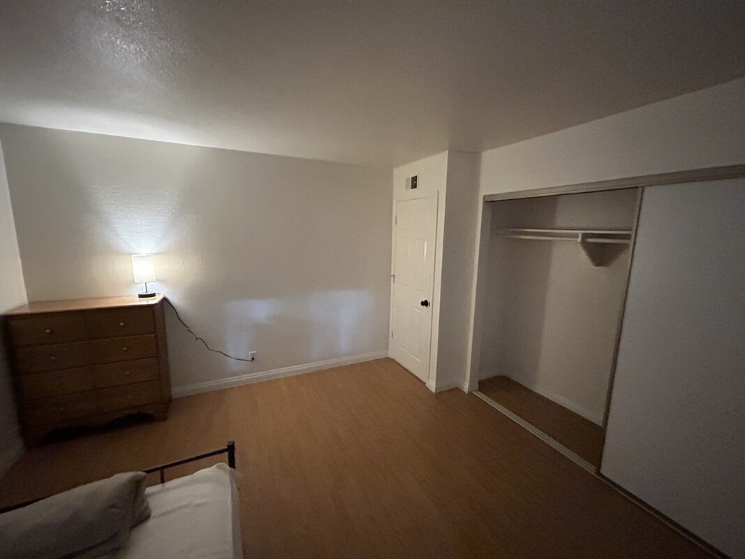  Room 1(Full Room)  -  Montoya Housing  - Gallery -  1