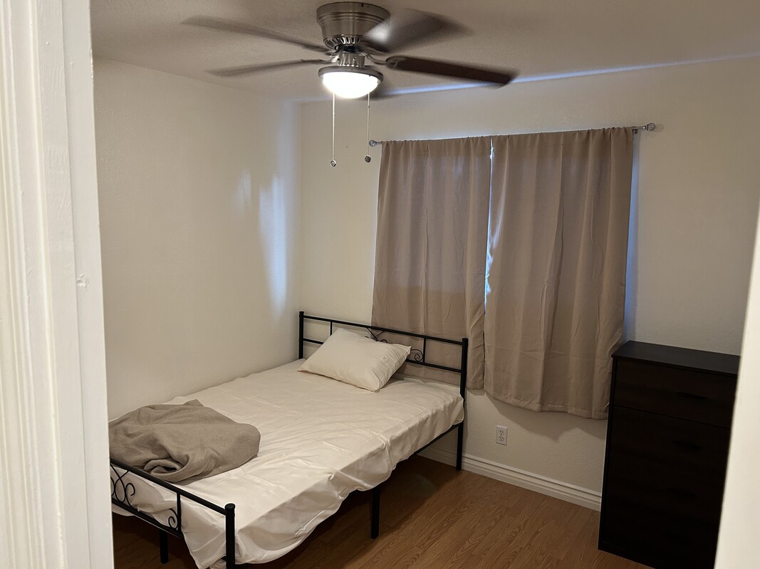 Room 3(Full Room)  -  Montoya Housing  - Gallery -  1