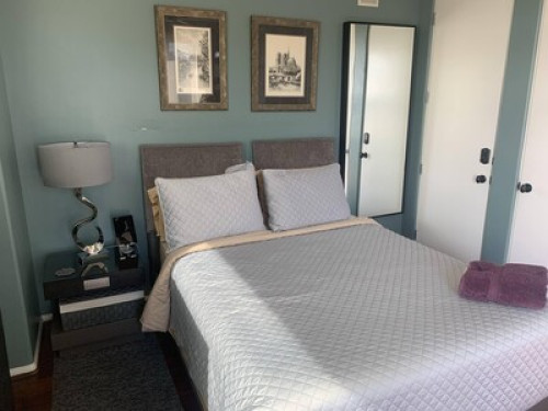 Balcony Room Central San Diego - Gallery - 19
