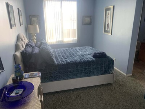 Balcony Room Central San Diego - Gallery - 12