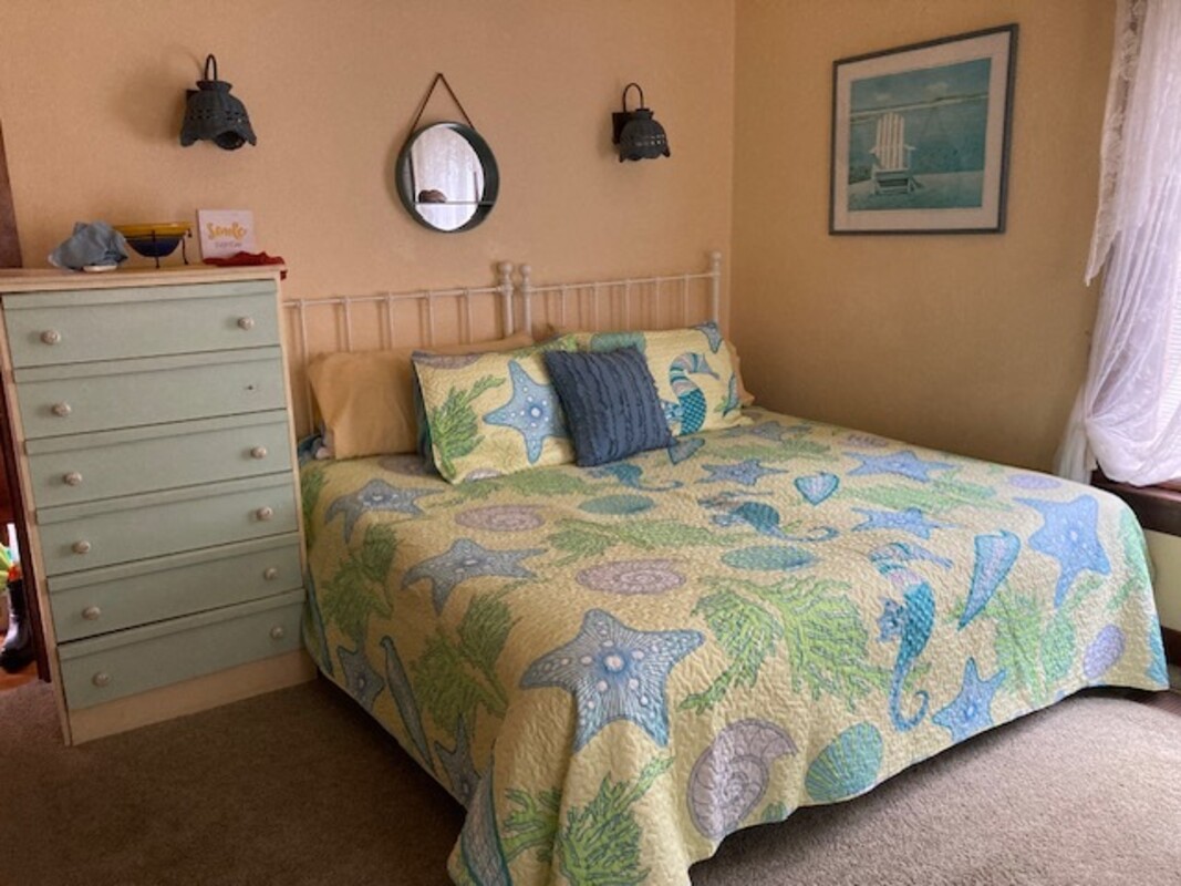Bedroom #3 With King Size Bed(Full Room) - 1