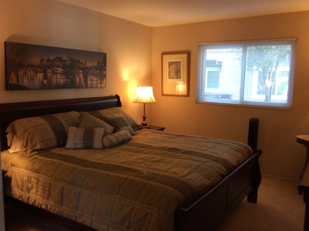 King Bedroom(Single Bed) - 1