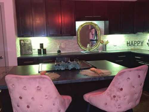 Bishop Arts Boutique Suite