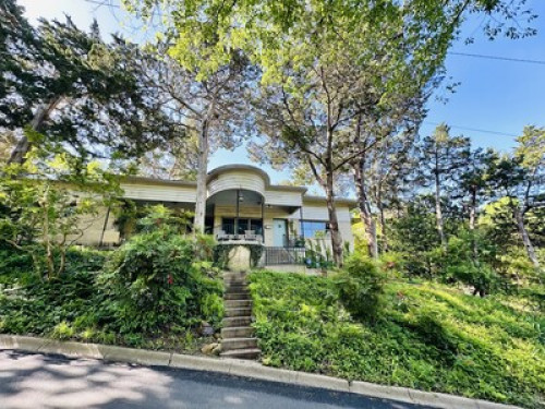 Peaceful (Private) Retreat