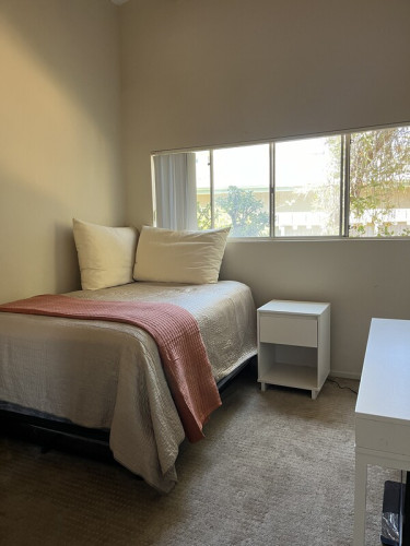 Rooms for rent in La Jolla