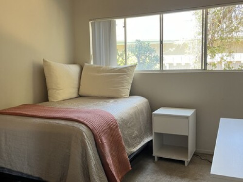 Rooms for rent in La Jolla