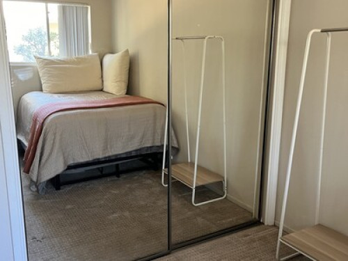 Rooms for rent in La Jolla