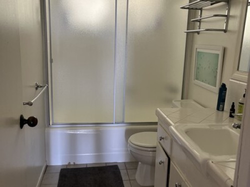 Rooms for rent in La Jolla
