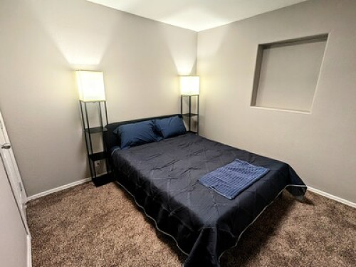 Private Rooms - 1 mile from ASU